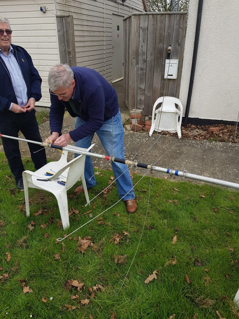 G0BEN Assembling the AV-640